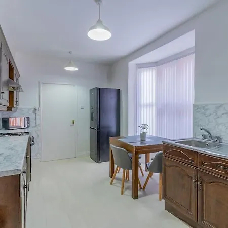Edgbaston Stadium Nest Apartment *
